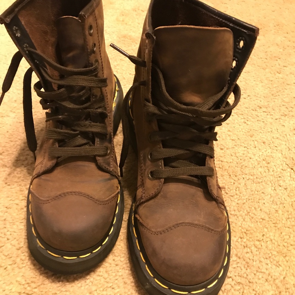 Brown vintage Dr.Martens